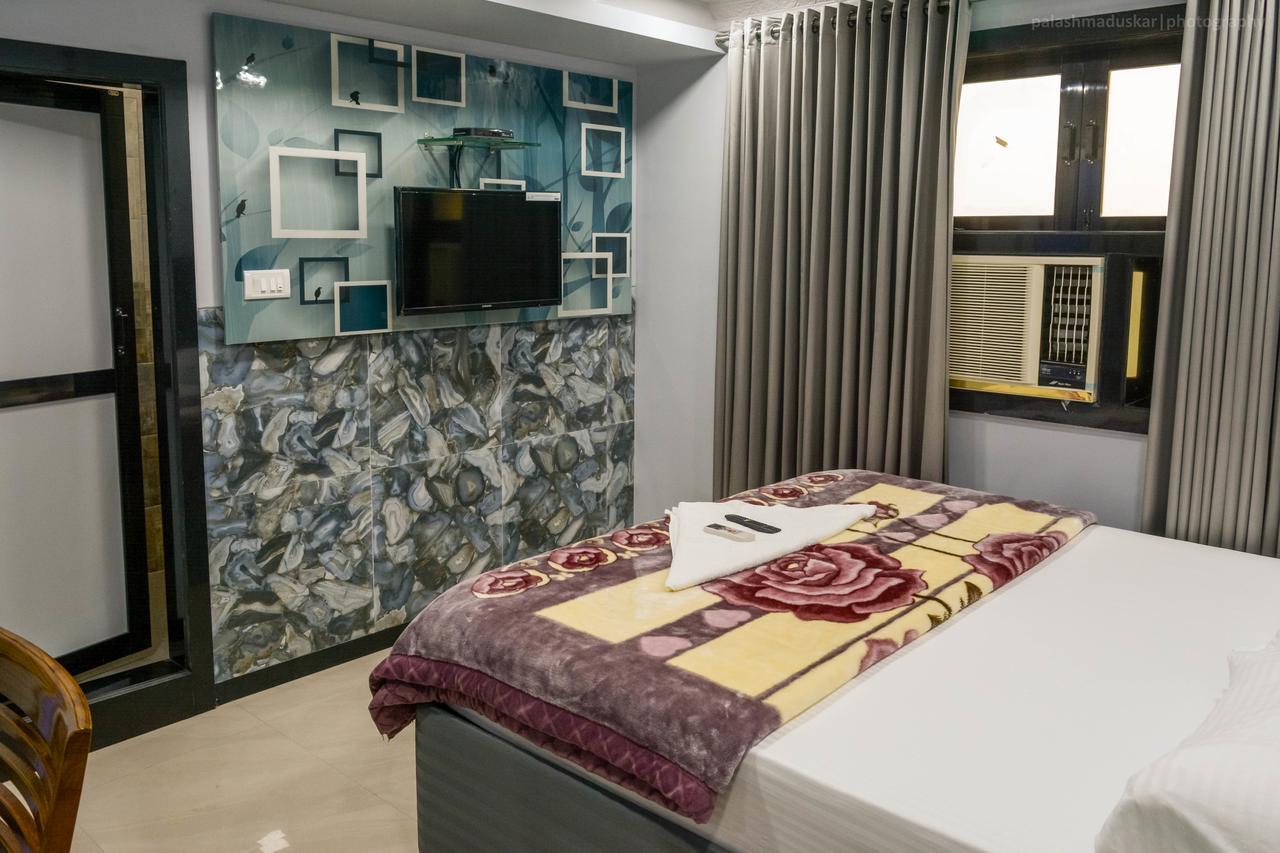 Hotel Elegant - Mumbai, Mumbai